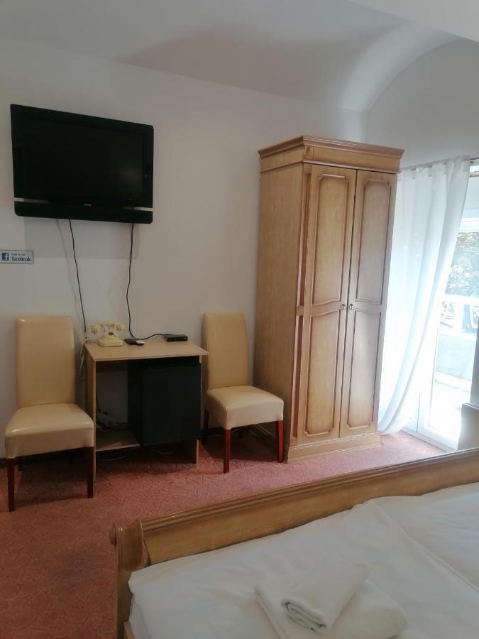 Hotel Garny Pleso Velika Gorica Exterior photo