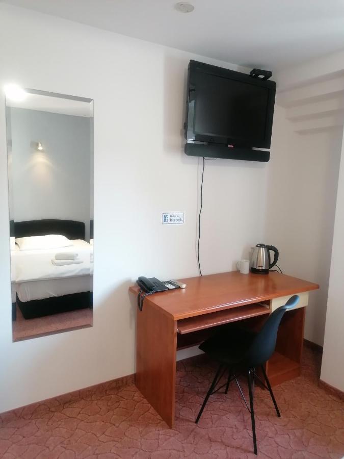 Hotel Garny Pleso Velika Gorica Exterior photo