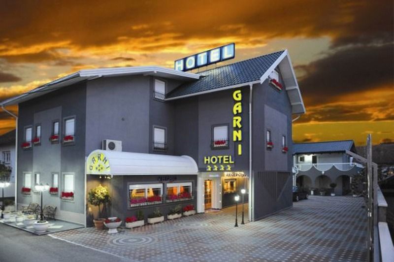 Hotel Garny Pleso Velika Gorica Exterior photo