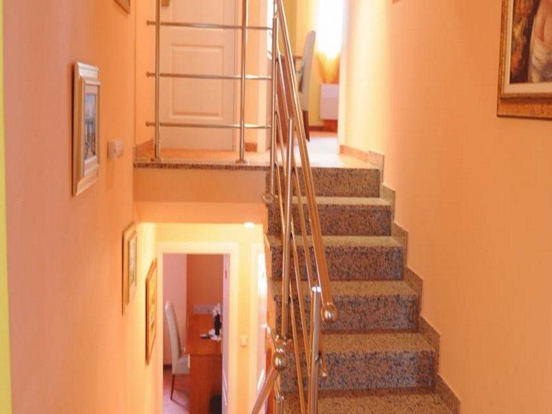 Hotel Garny Pleso Velika Gorica Exterior photo